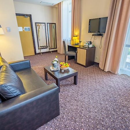 Hotel Lomsia Ахалцихе Екстериор снимка