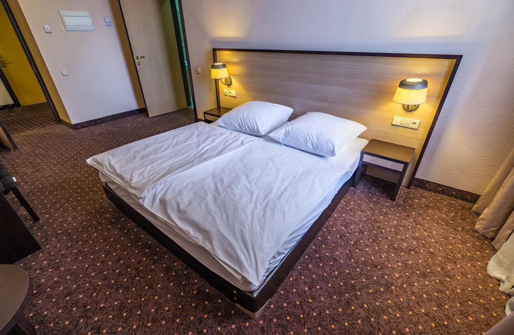 Hotel Lomsia Ахалцихе Екстериор снимка
