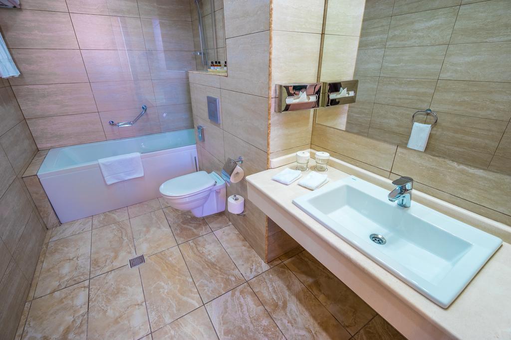 Hotel Lomsia Ахалцихе Екстериор снимка