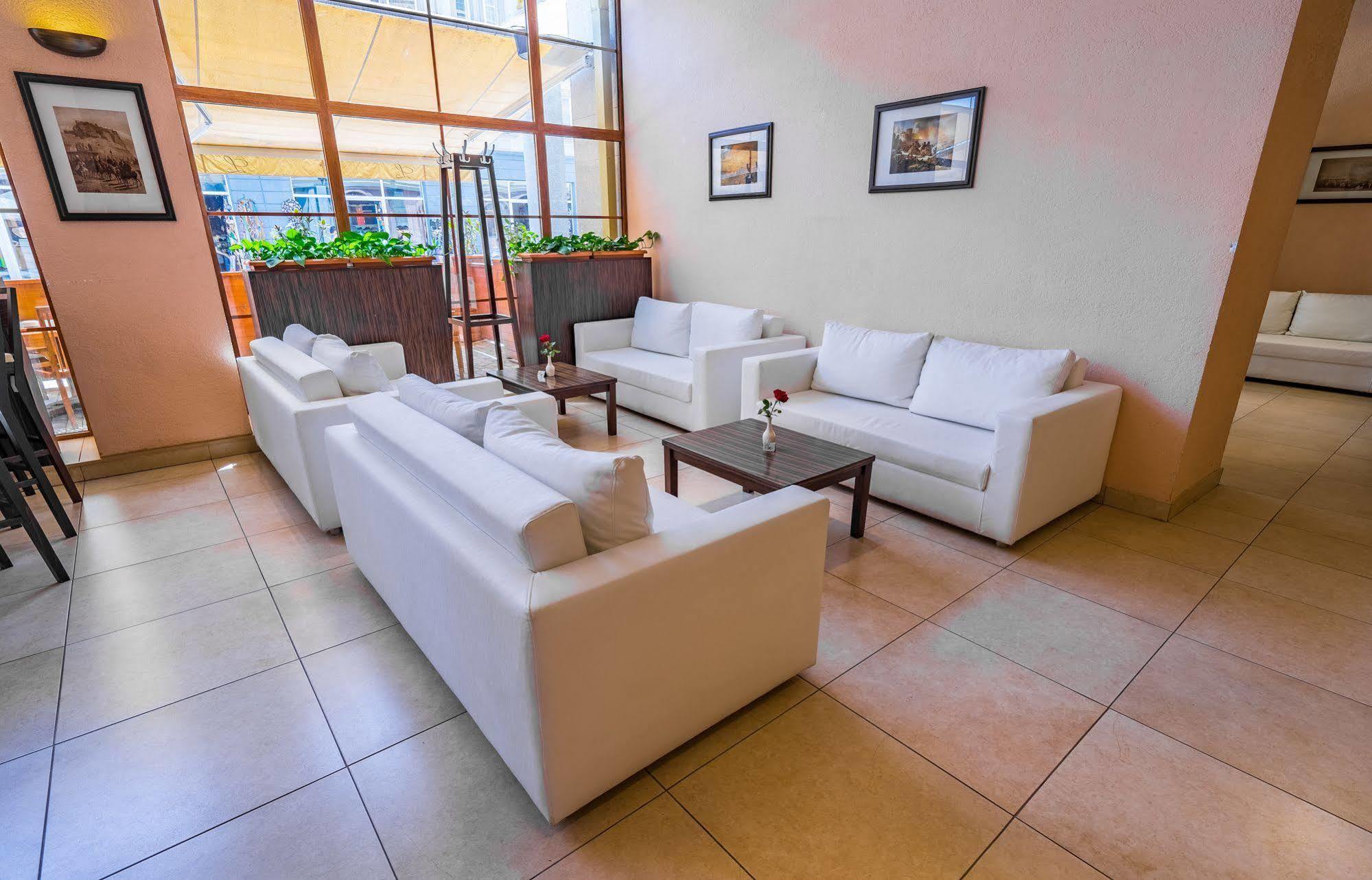 Hotel Lomsia Ахалцихе Екстериор снимка