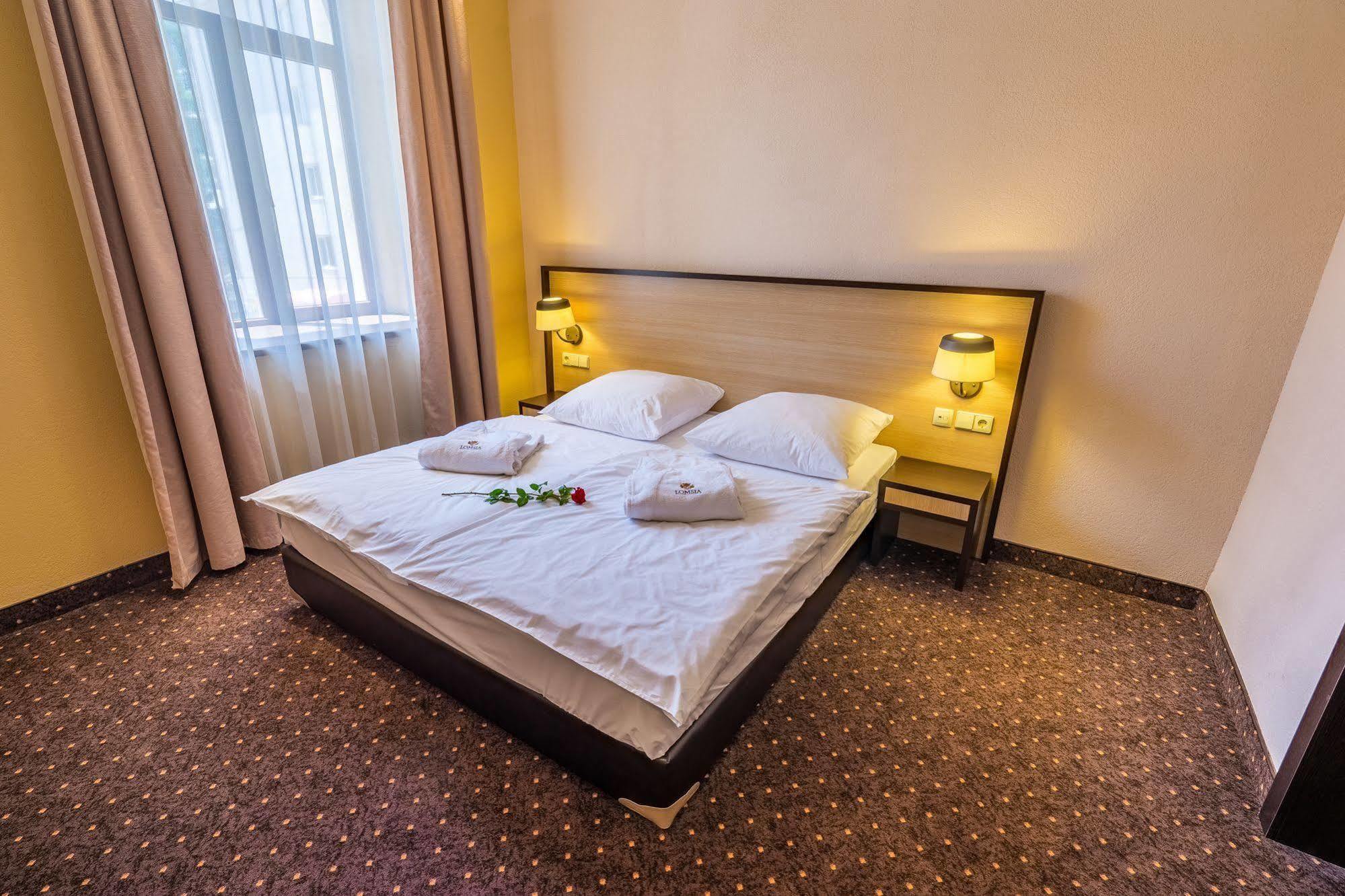 Hotel Lomsia Ахалцихе Екстериор снимка
