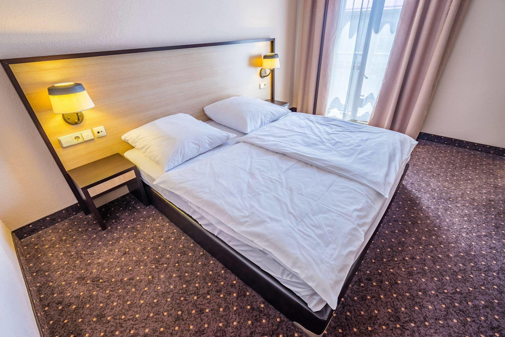 Hotel Lomsia Ахалцихе Екстериор снимка