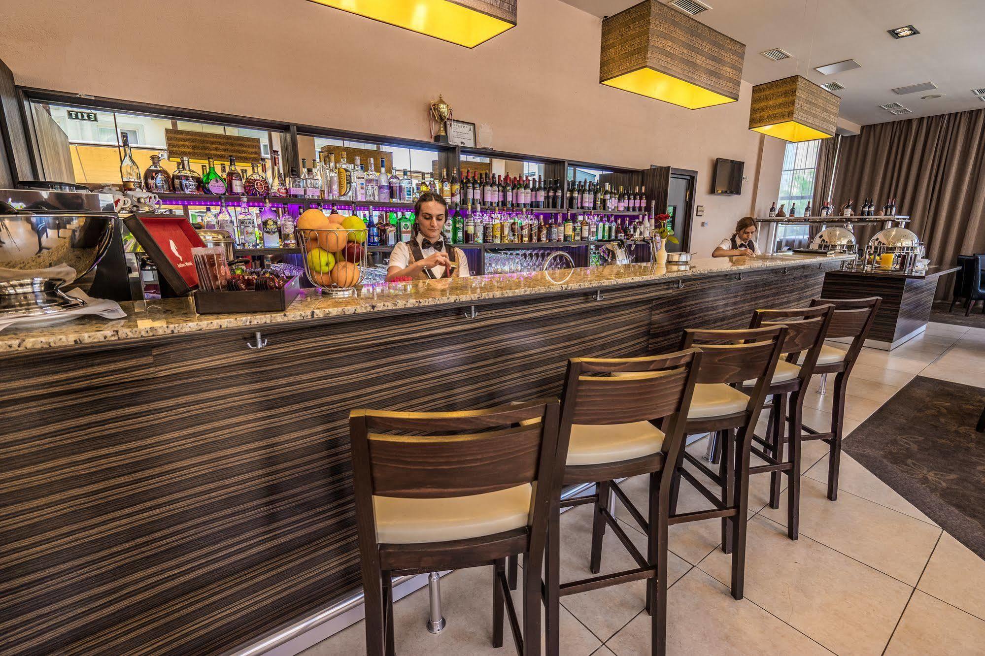 Hotel Lomsia Ахалцихе Екстериор снимка