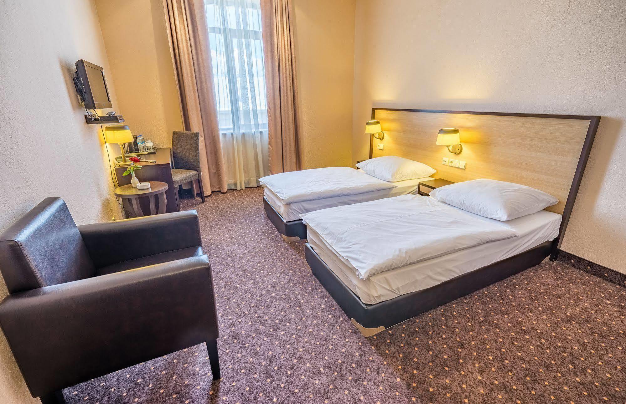 Hotel Lomsia Ахалцихе Екстериор снимка