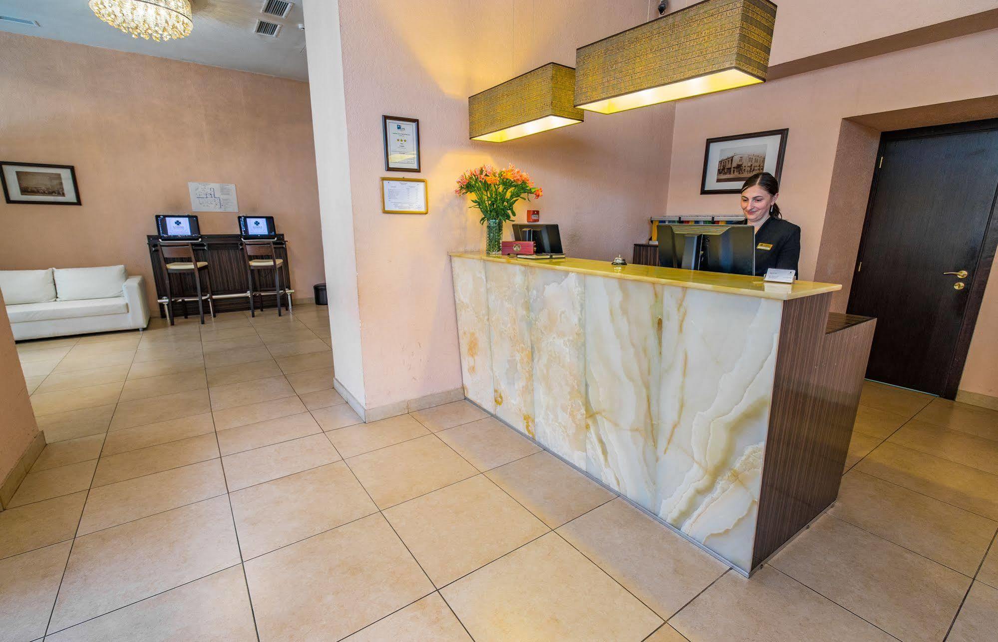 Hotel Lomsia Ахалцихе Екстериор снимка
